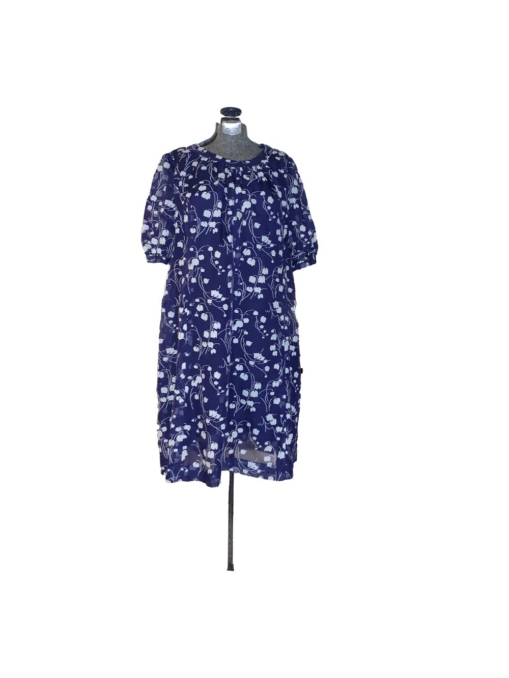 vintage Dress, Blue and White, tulips, measurements are in the picture